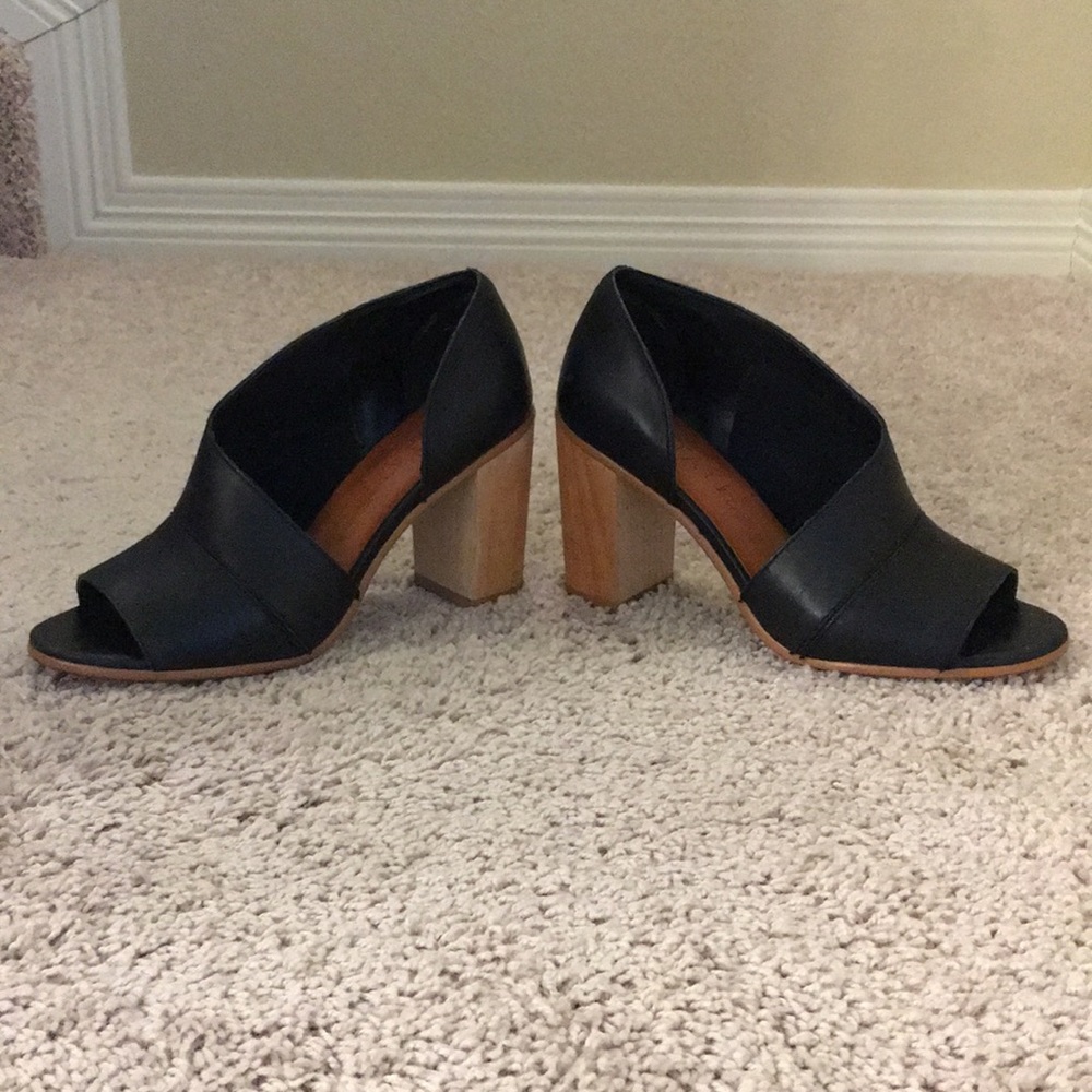 1. State Peep Toe/Cut Out Block Heel